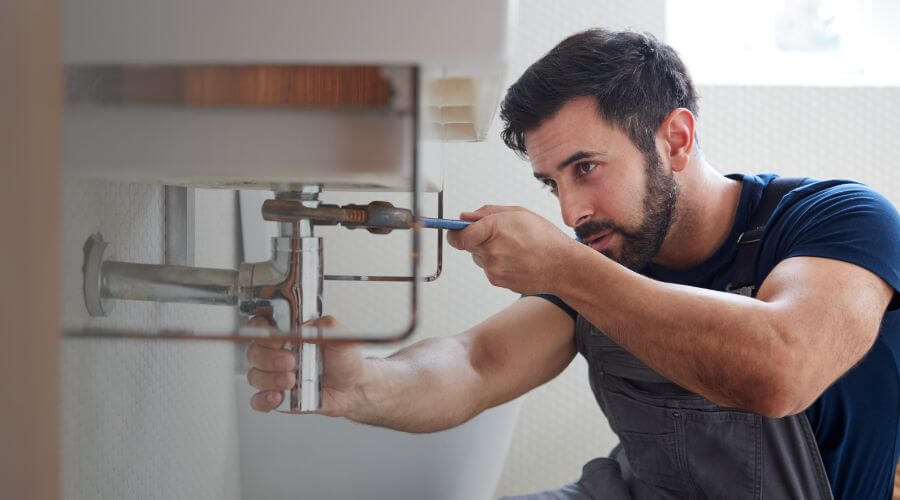 Sink pipe leak repair in Thelma, KY